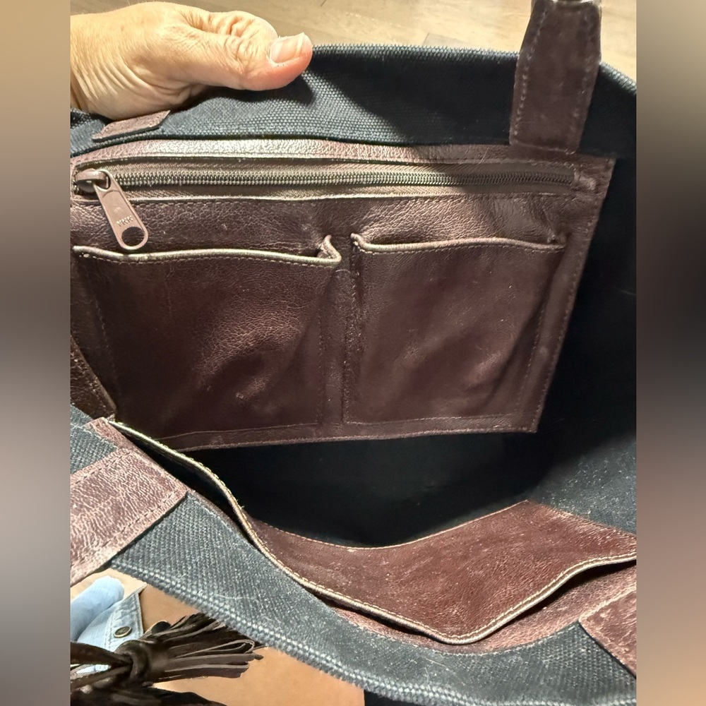 Brighton Canvas Tote - Picture 11 of 15